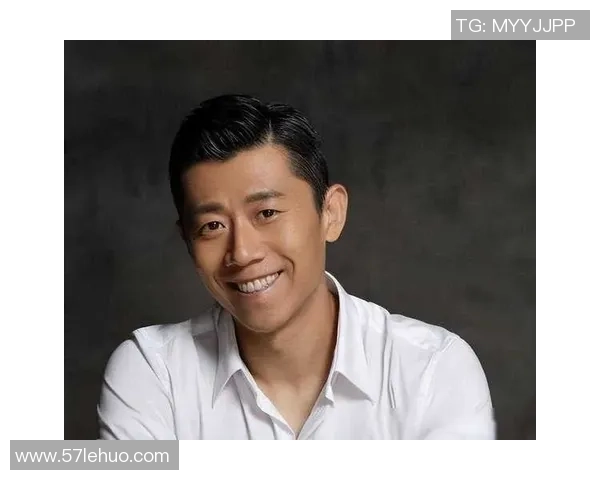 夏雨意外撞脸足球明星引发网友热议两位偶像的神似之处成焦点